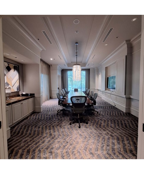 Room 6 Luxury Suite