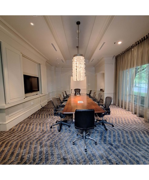 Room 6 Luxury Suite